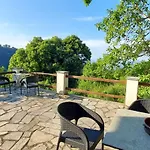 Deluxe House In Villa *