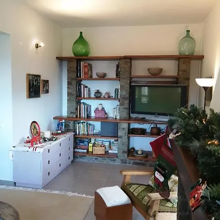 Deluxe House In * טסגרדה