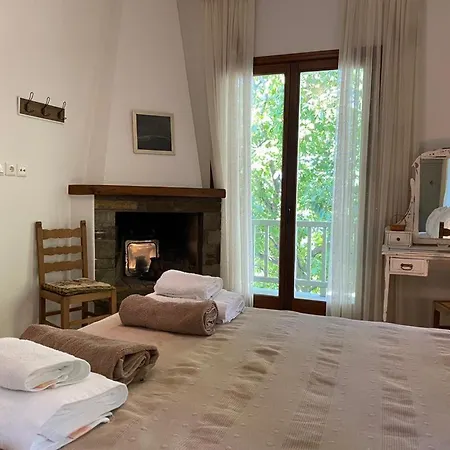 Deluxe House In Villa Tsagarada