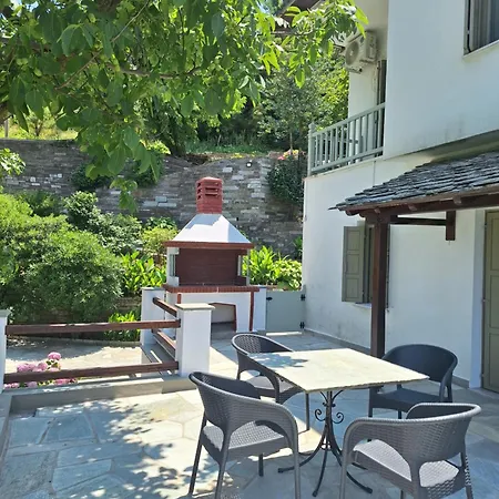 וילה Deluxe House In טסגרדה