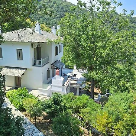 Deluxe House In טסגרדה