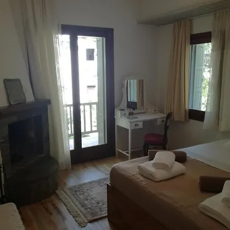 Deluxe House In Цагарада