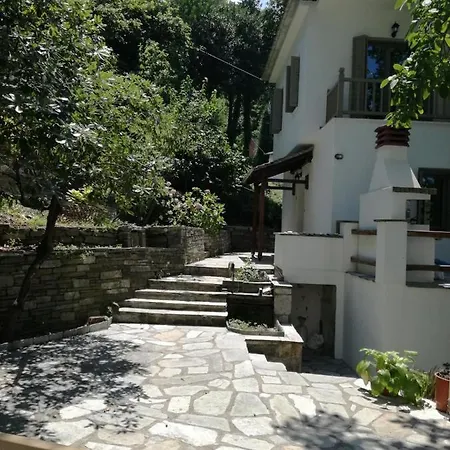 Delux House In Tsangarada *