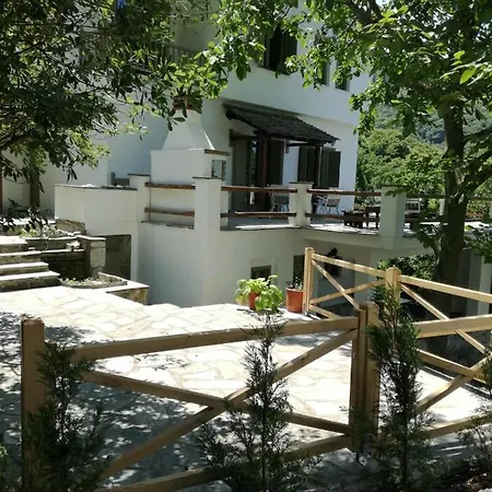 Villa Delux House In Tsangarada *